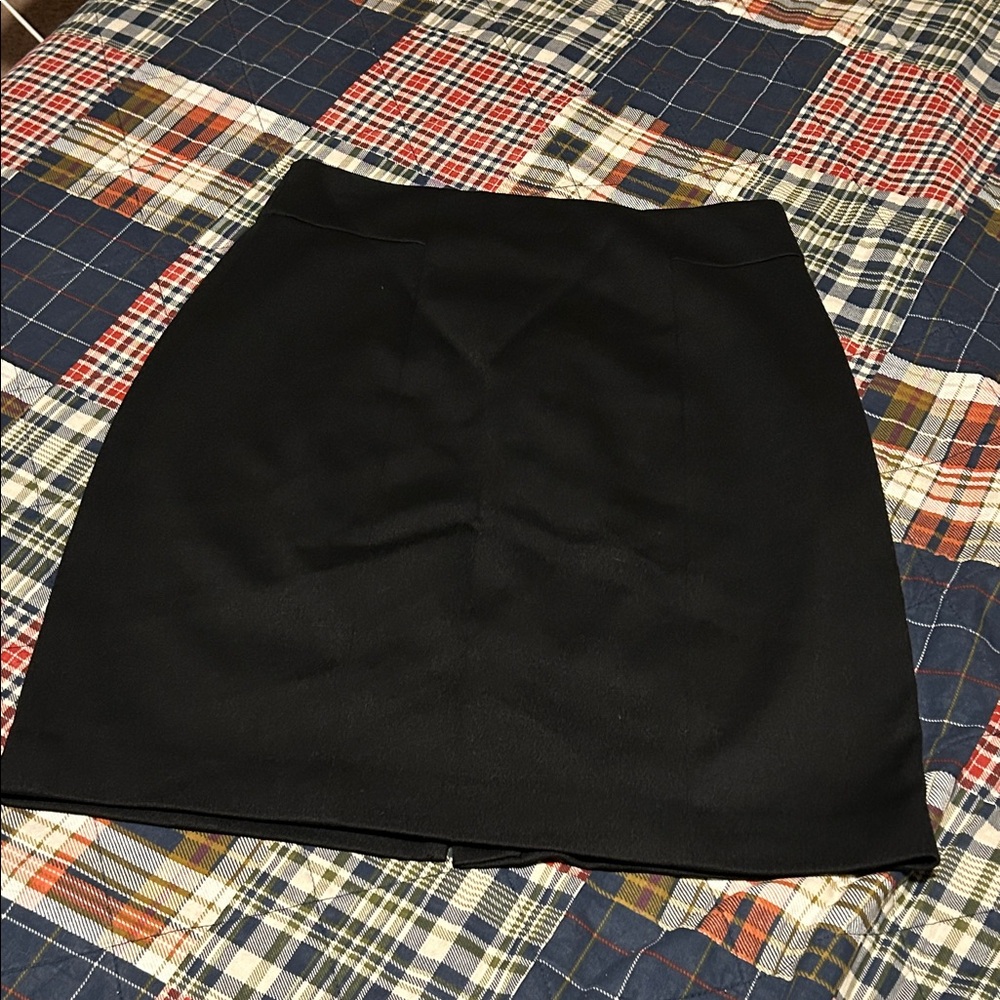 Tahari Classic Black Mini Skirt